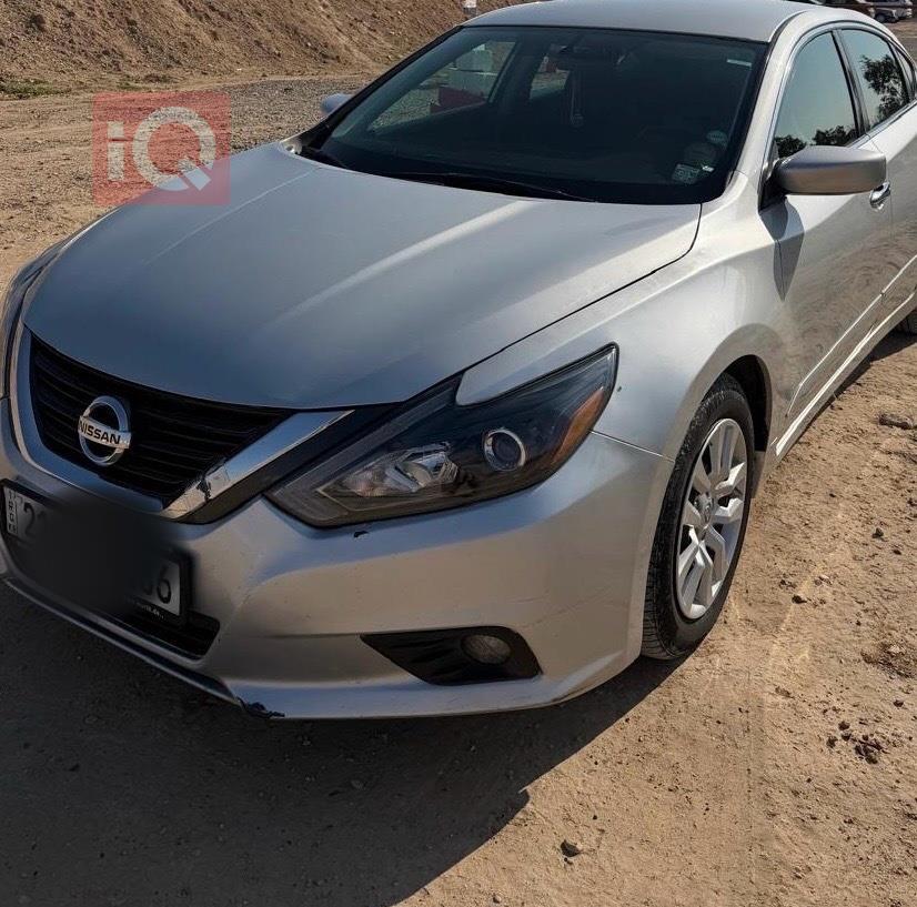 نيسان ألتيما